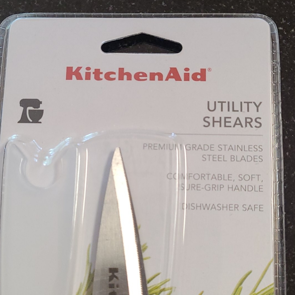 Kitchen Aid Utility Shears - Picture 2 of 5